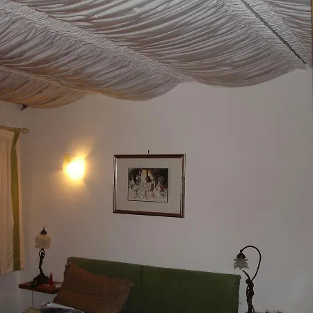 Villa Al Pozzino In *